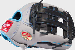 Gameday 57 Series Ian Happ Heart of the Hide Glove, Right Hand Throw