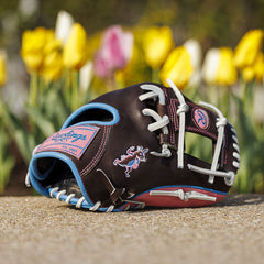 Exclusive Rabbit Heart of the Hide 11.75" Infield Glove, Right Hand Throw