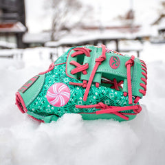 Exclusive Heart of the Hide 11.5-Inch Holiday Glove, Right Hand Throw