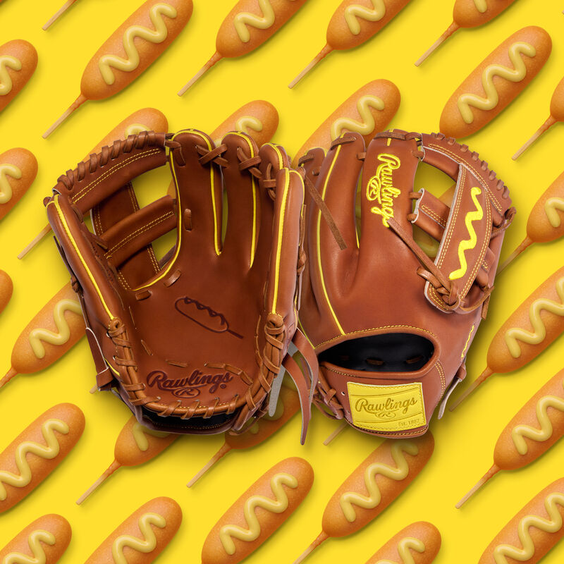 Rawlings Corn Dog Heart of the Hide 11.75 in Infield Glove, Right Hand Throw