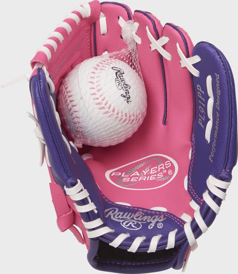 Players Series 9 in Softball Glove with Soft Core Ball