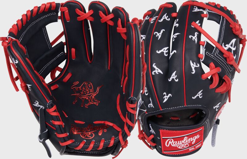 New York Yankees Heart of the Hide 11.75-Inch Infield Glove