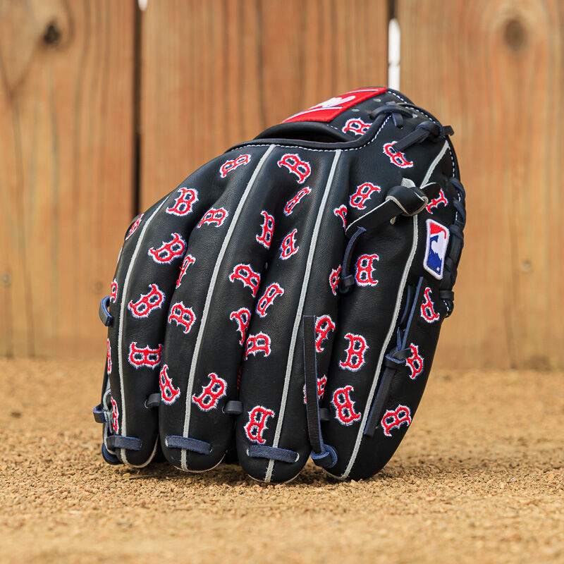Boston Red Sox Heart of the Hide 11.75-Inch Infield Glove