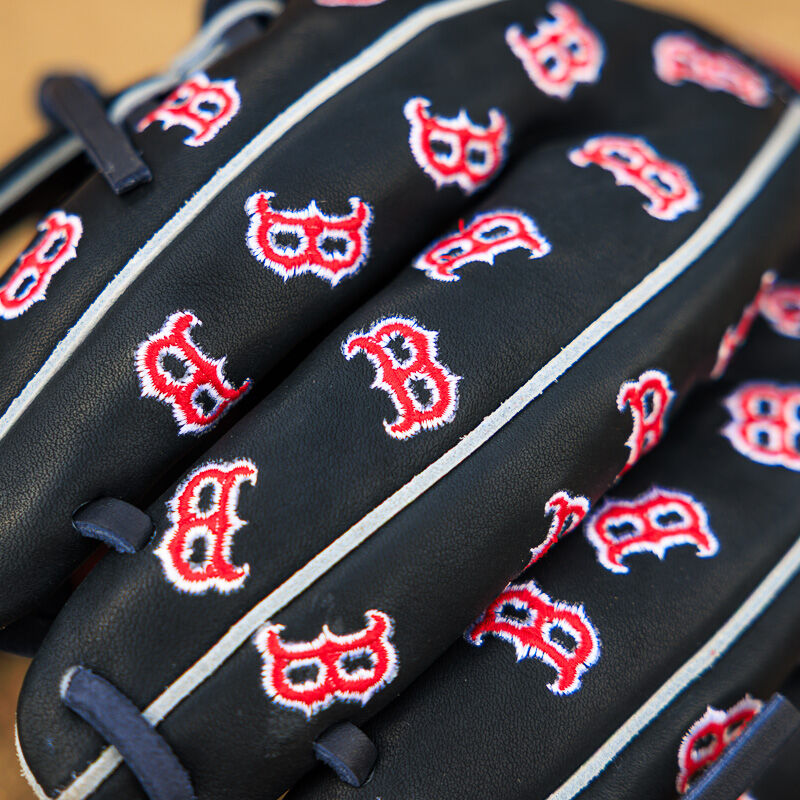 Boston Red Sox Heart of the Hide 11.75-Inch Infield Glove