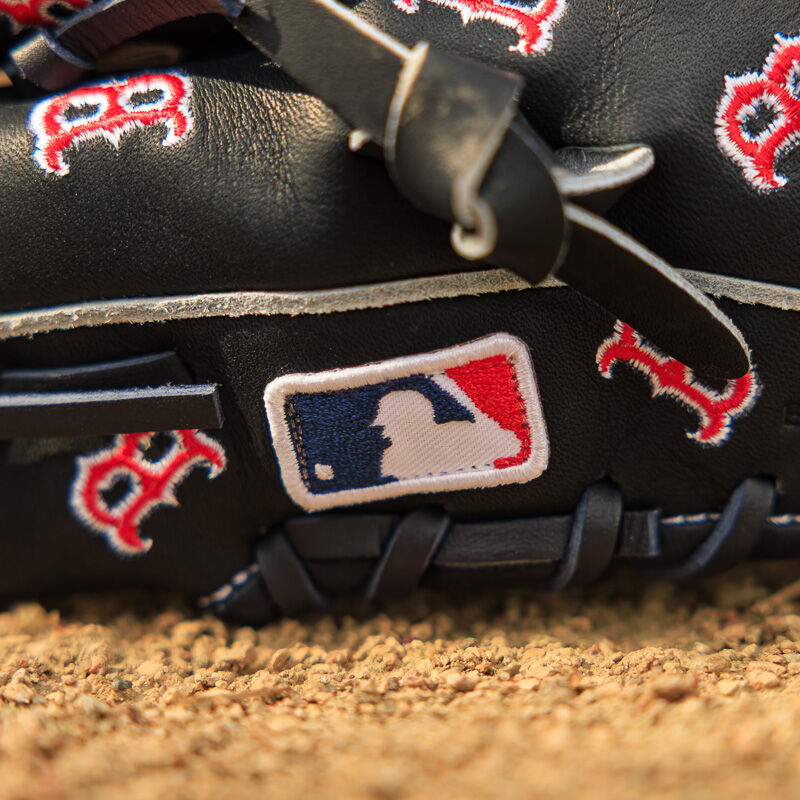 Boston Red Sox Heart of the Hide 11.75-Inch Infield Glove