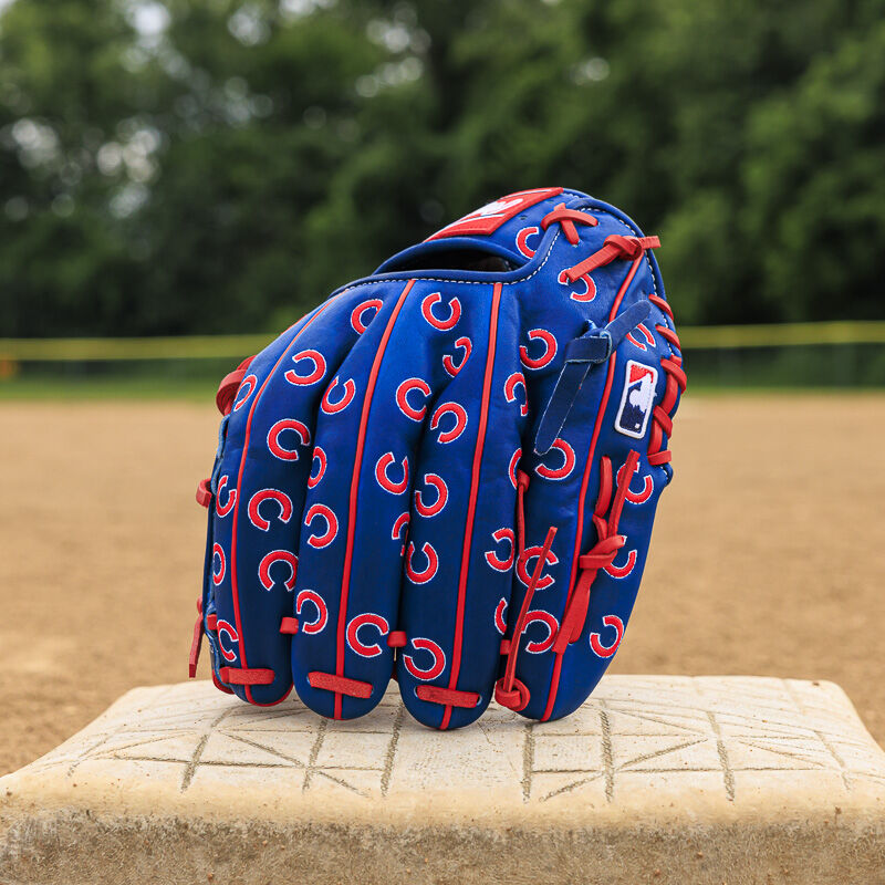 Chicago Cubs Heart of the Hide 11.75-Inch Infield Glove