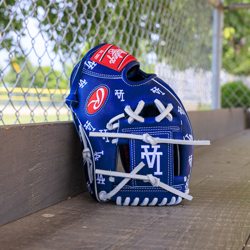 Los Angeles Dodgers Heart of the Hide 11.75-Inch Infield Glove