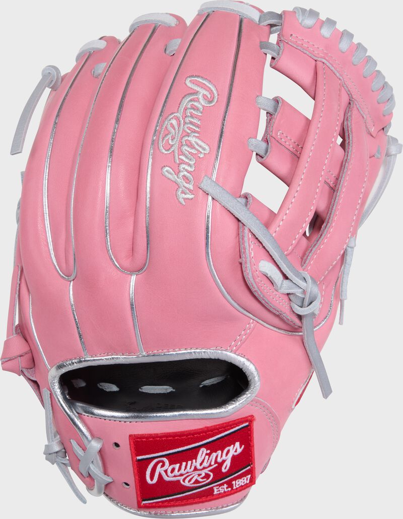 Gameday 57 Series Carlos Correa Heart of the Hide Glove, Right Hand Throw
