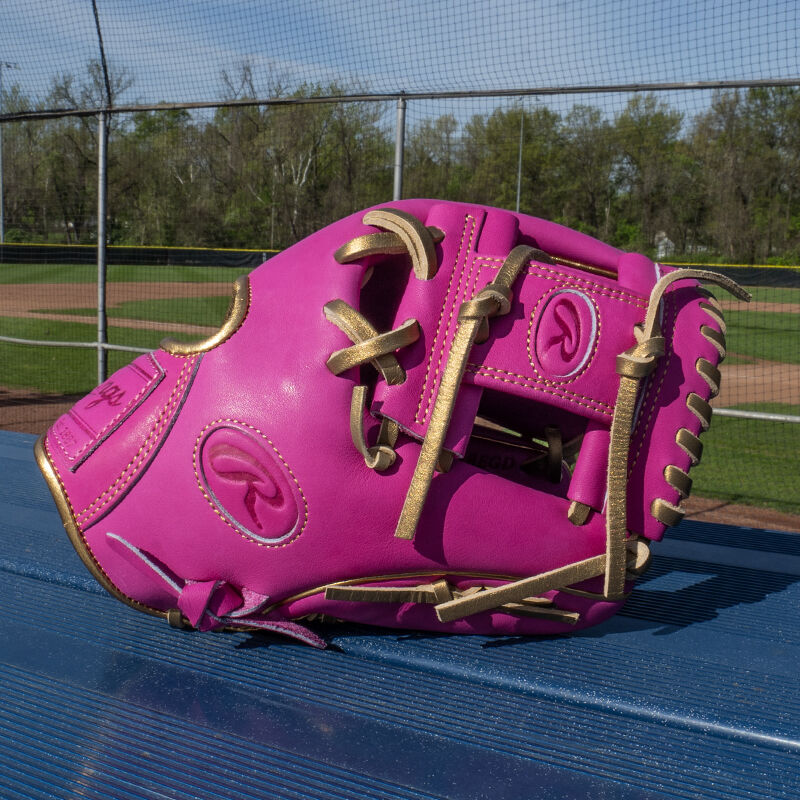 Exclusive 11.5-Inch R2G Heart of the Hide Berry Infield Glove, Right Hand Throw