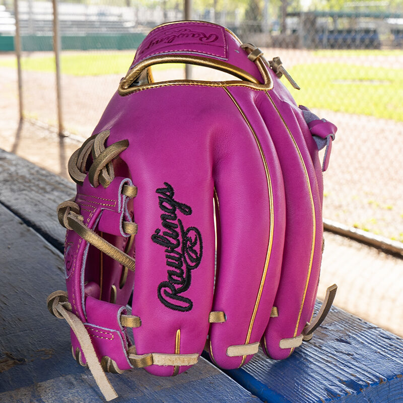 Exclusive 11.5-Inch R2G Heart of the Hide Berry Infield Glove, Right Hand Throw