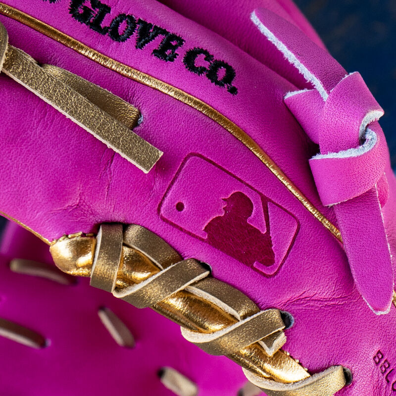 Exclusive 11.5-Inch R2G Heart of the Hide Berry Infield Glove, Right Hand Throw