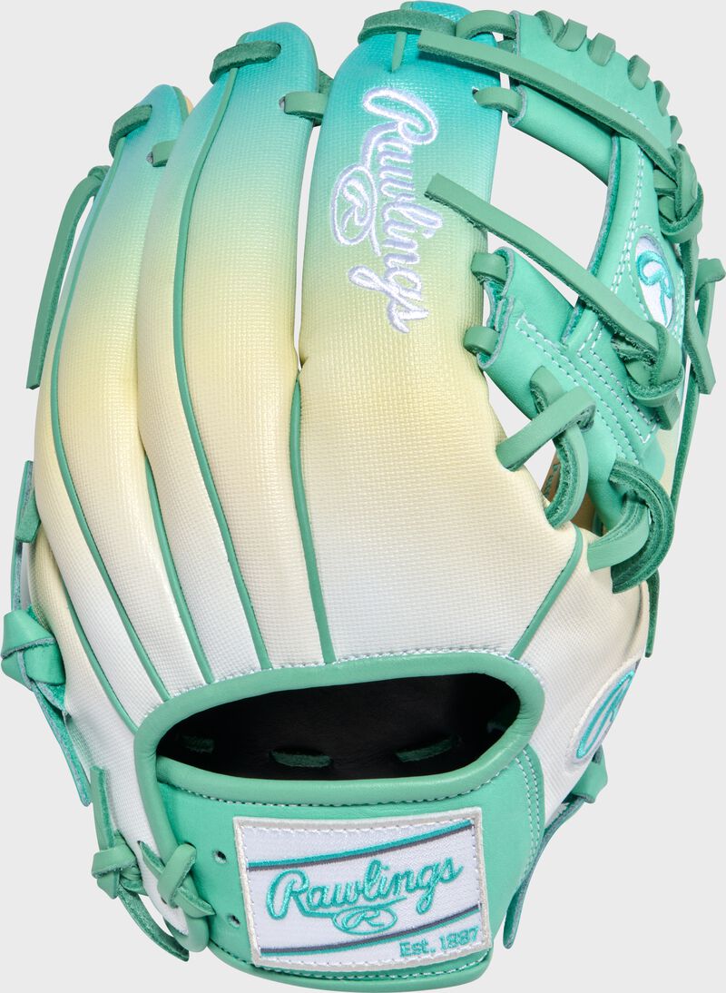 Exclusive Heart of the Hide 11.5-Inch Mint/Camel infield Glove, Right Hand Throw