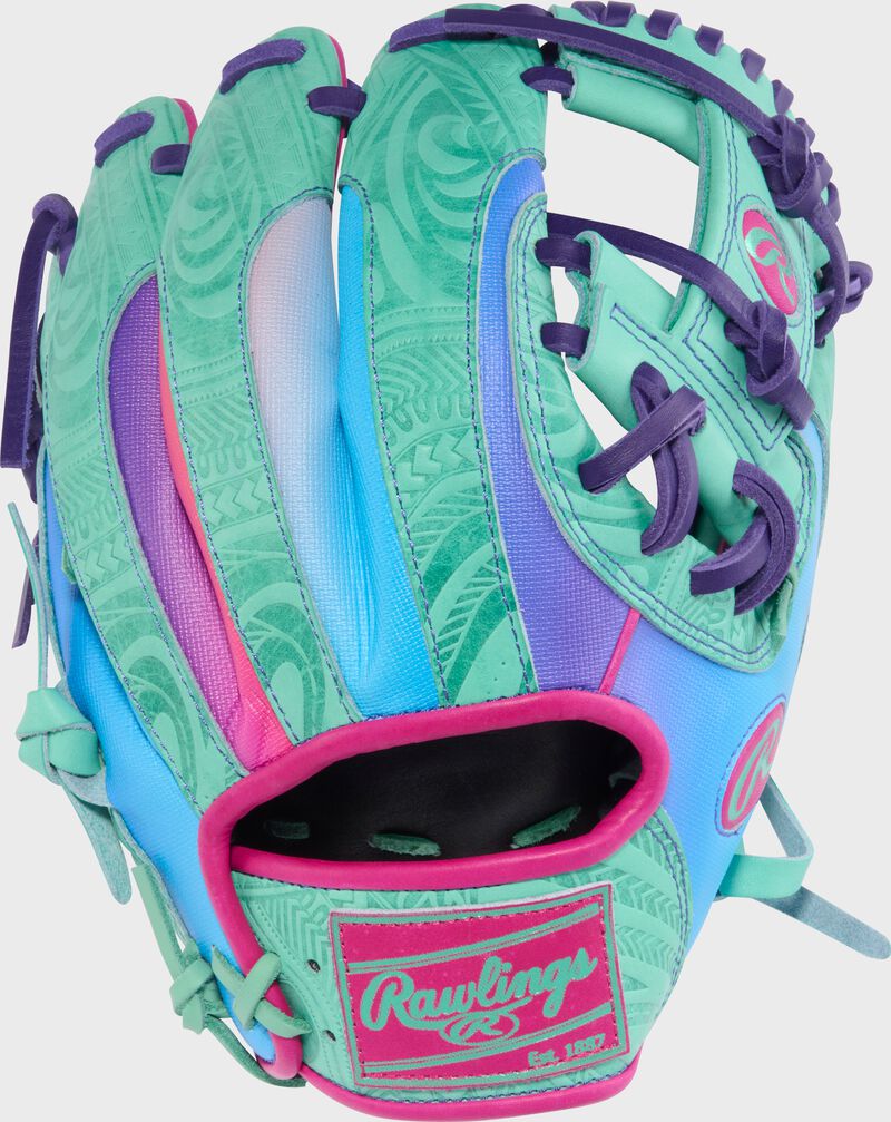 Rawlings Exclusive Heart of the Hide 11.5 in Infield Glove, Right Hand Throw