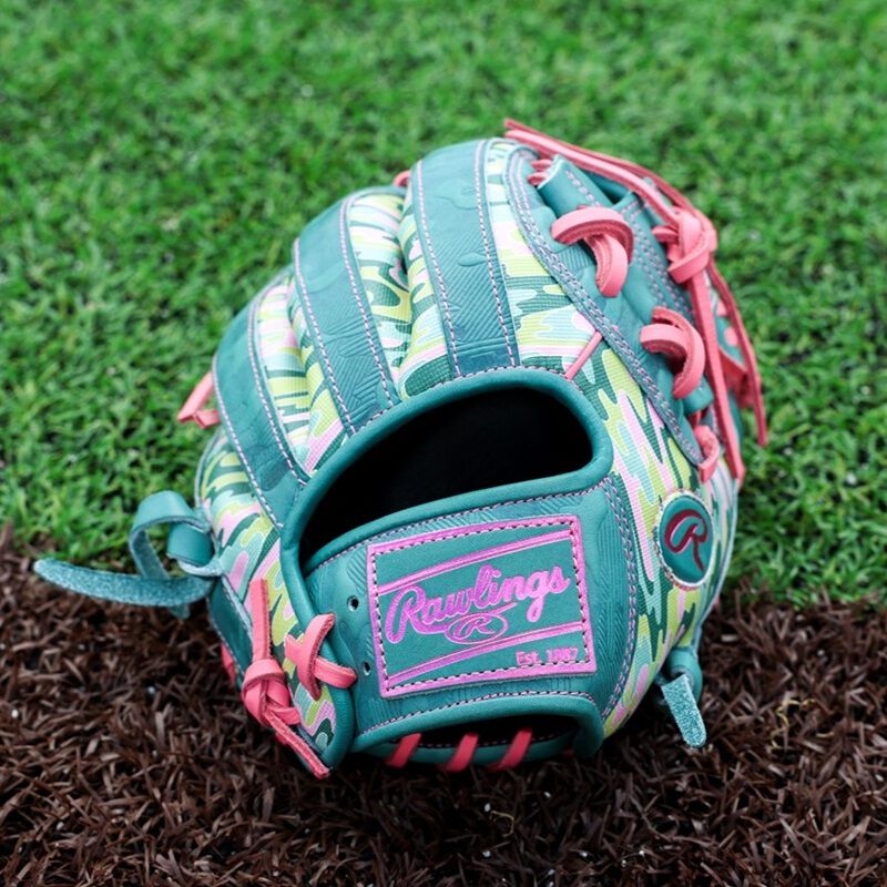 Rawlings Heart of the Hide ColorSync 10 11.5 in Infield Glove, Right Hand Throw