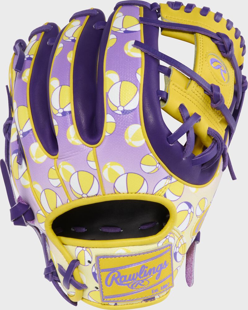 2026 Heart of the Hide Omaha Collection 11.5-Inch Beach Ball Glove, Right Hand Throw