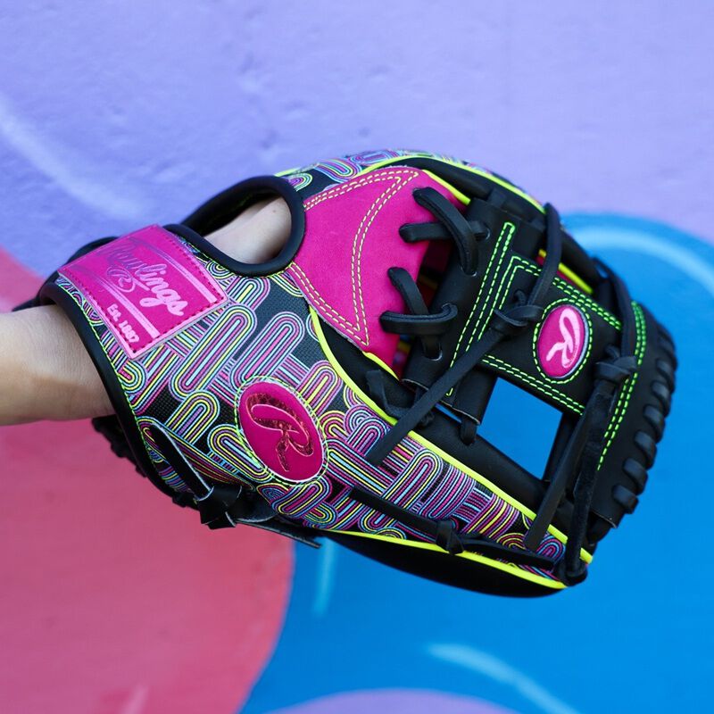 Rawlings Heart of the Hide ColorSync 10 11.5 in Infield Glove, Right Hand Throw