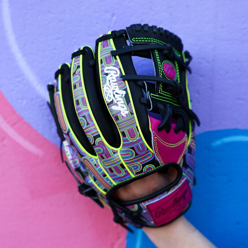 Rawlings Heart of the Hide ColorSync 10 11.5 in Infield Glove, Right Hand Throw
