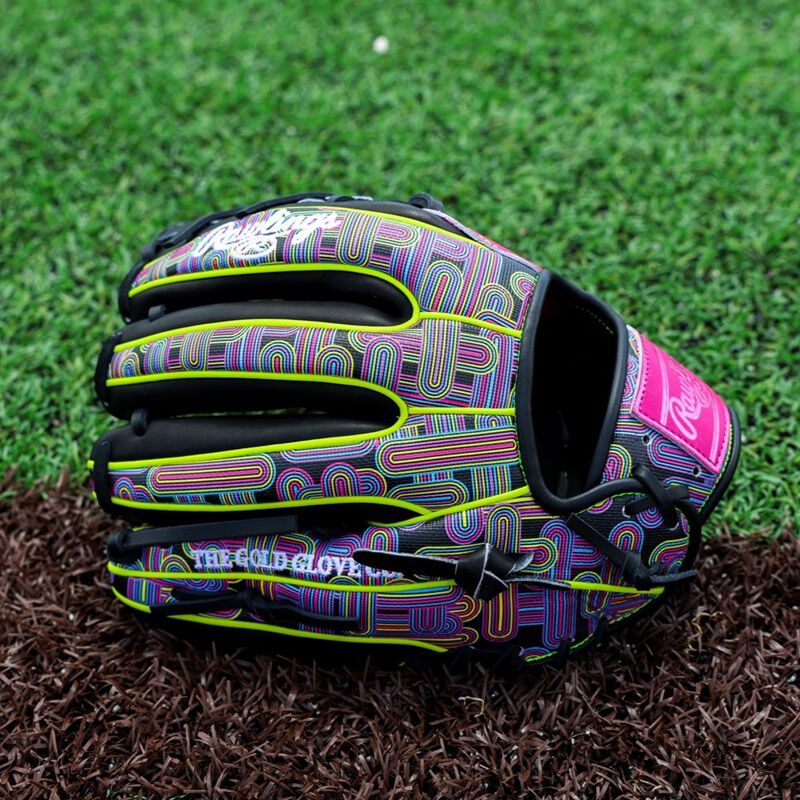 Rawlings Heart of the Hide ColorSync 10 11.5 in Infield Glove, Right Hand Throw