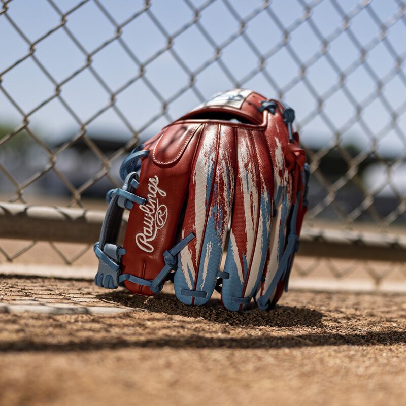 Rawlings R9 Series Americana 11.5 in Infield Glove, Right Hand Throw