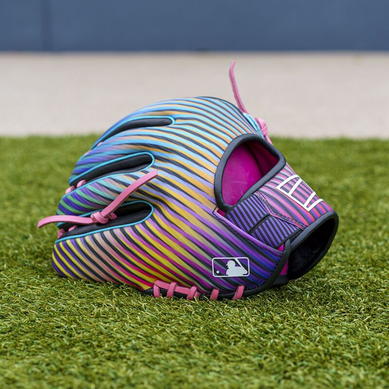 Rawlings REV1X 11.5 in Infield Glove, Right Hand Throw