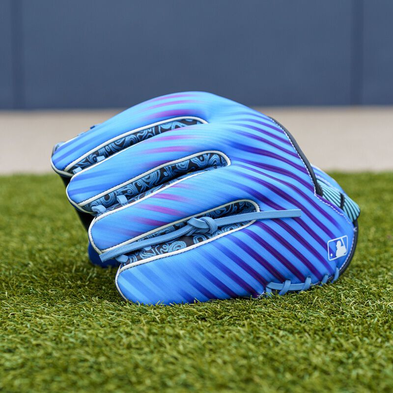 Rawlings REV1X 11.5 in Infield Glove, Right Hand Throw